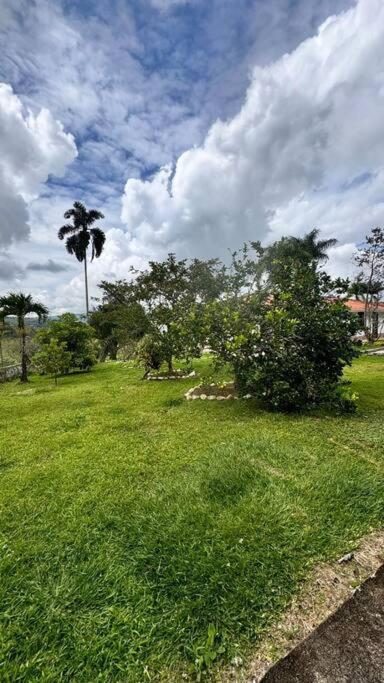 Finca Con Vistas Al Lago Calima Villa Exterior foto