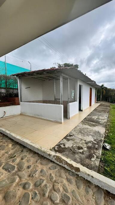 Finca Con Vistas Al Lago Calima Villa Exterior foto